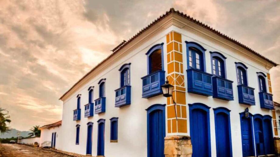 Durante a história, Paraty se tornou o lar de milhares de portugueses