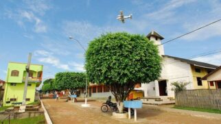 O nome da cidade homenageia Gregório Thaumaturgo de Azevedo