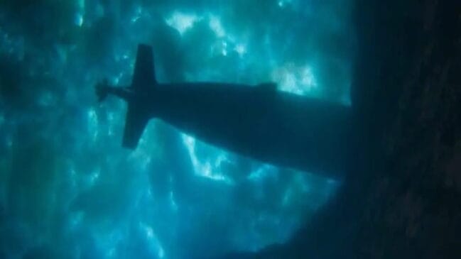 Um dos grandes responsáveis pelo alto orçamento foi um submarino