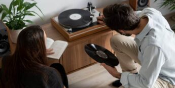 Os melhores toca-discos para ouvir álbuns físicos