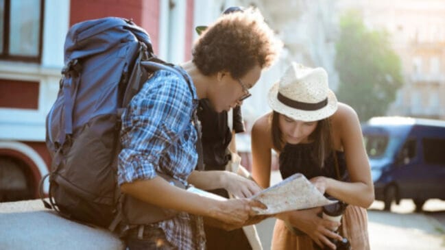 Descubra qual país tem a maior proporção de adultos com diploma universitário