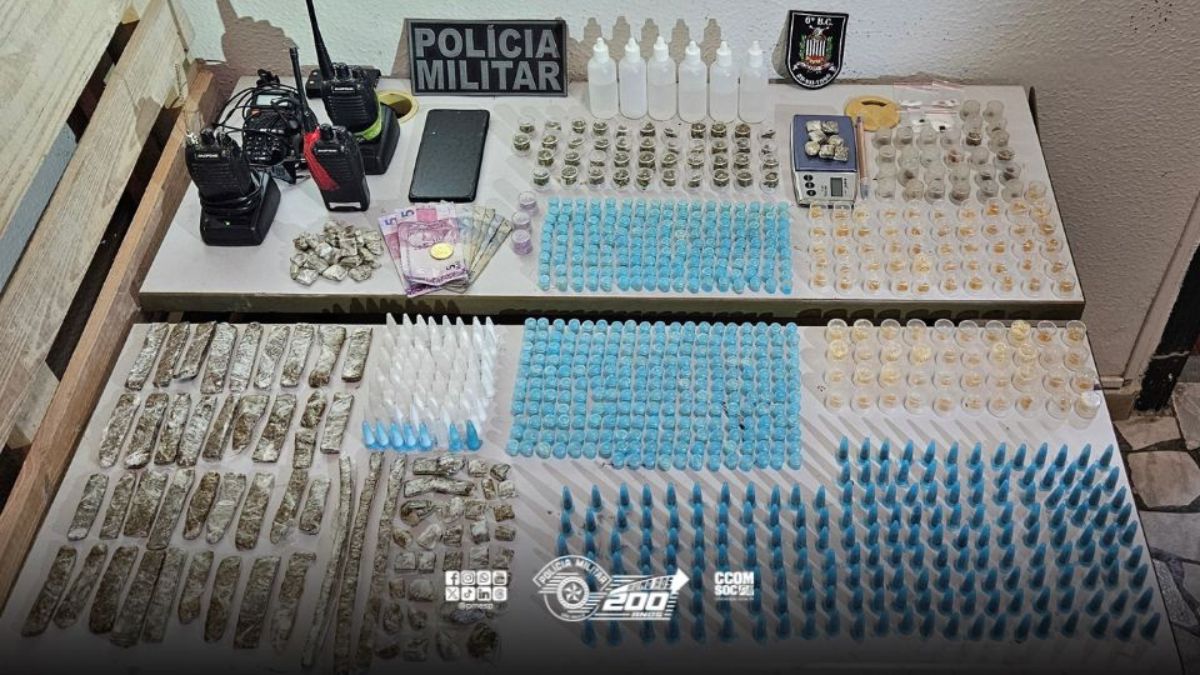 A PM realizou uma operação no Morro do Fontana, em Santos