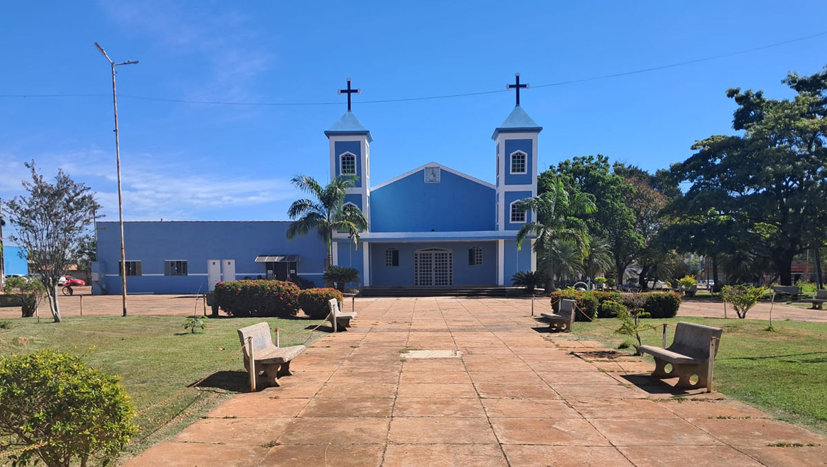 Por lá, são famosas as festas religiosas com missas e cultos, a culinária típica, além das cavalgadas