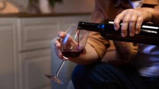 Desvende o que a ciência diz sobre o consumo de vinho e sua saúde