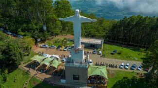 A temperatura amena e as áreas verdes presentes em seu território ajudam a explicar essa alta procura