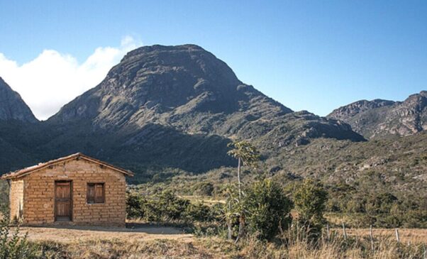 Clima diferenciado se deve à altitude elevada e ao relevo montanhoso