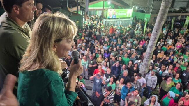 Cristina Wiazowski é a primeira prefeita da história da cidade e foi eleita com votação recorde