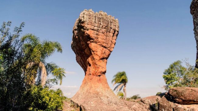 Parque Estadual de Vila Velha é uma ótima opção de ecoturismo