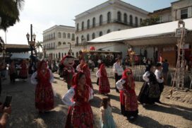 A festa inclui apresentações de fadistas, grupos musicais e ranchos folclóricos da região e da capital paulista