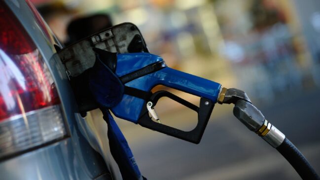 Gasolina no Brasil contém uma porcentagem de etanol