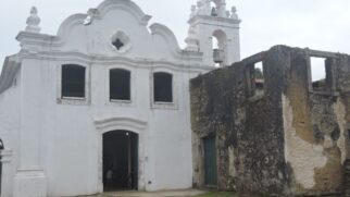 A arquiteta Regina Helena afirma que o prazo para concluir o projeto executivo é de 12 meses