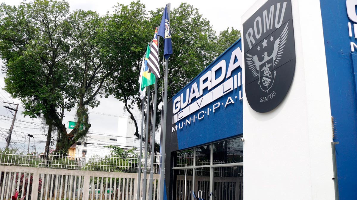 Prefeitura de Santos garante que atualmente quase 40% da GCM tem porte de arma funcional e já atua armada nas suas funções.