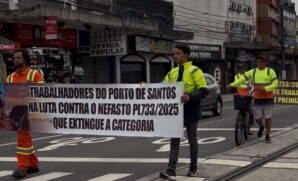  Para os trabalhadores, a proposta ameaça empregos, fragiliza direitos e pode afetar toda a economia da Baixada Santista