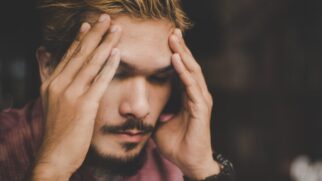 Exercícios físicos e alimentação saudável ajuda a reverter os sintomas