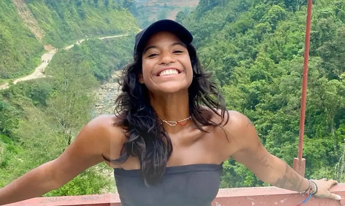 Jovem Juliana Marins tinha 26 anos e postava suas viagens pelo mundo nas redes sociais