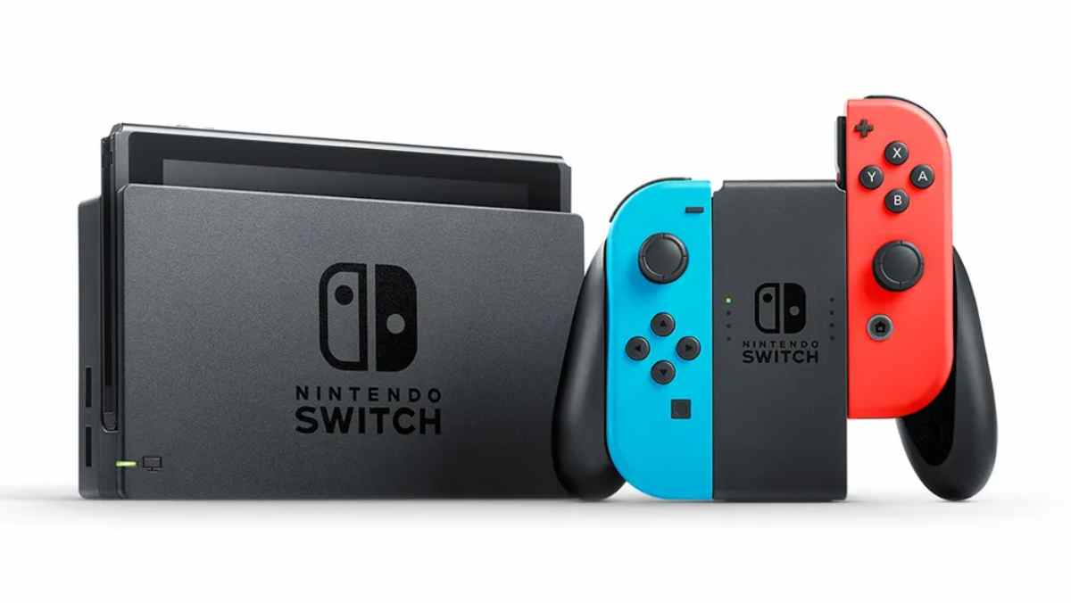 A cada dia que passa, as três versões do PS4 (Fat, Slim e Pro) entram erroneamente no caminho dos retrogamers/ Nintendo