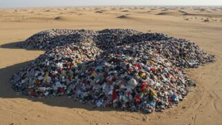 Chile, maior importador de roupas usadas da América do Sul, enfrenta crise ambiental