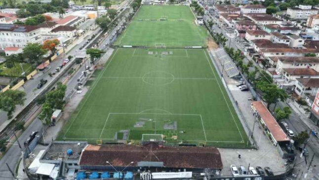 Terreno possui 39.027,56 m², dos quais 3.366,92 m² já contam com construções