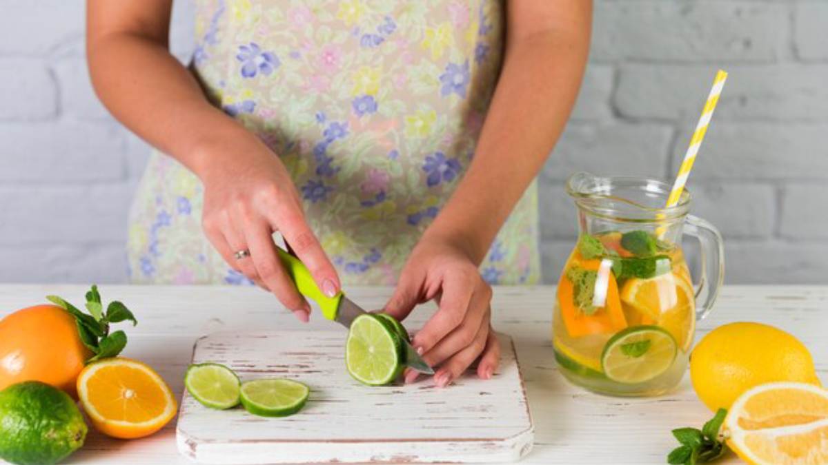 Suco de limão com água morna pode não ser tão benéfica para a saúde