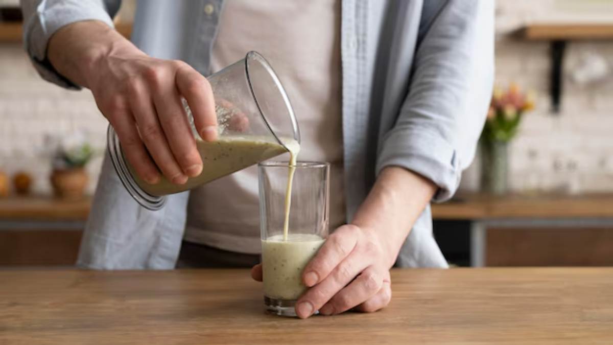 A vitamina de ameixa tem diversos benefícios para a saúde