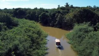 Cidade tem investido no turismo e oferece acesso a uma das formações naturais mais impressionantes do mundo