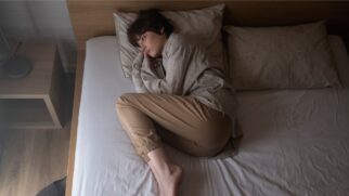 Yoga, Tai Chi e caminhada podem revolucionar as suas noites de sono