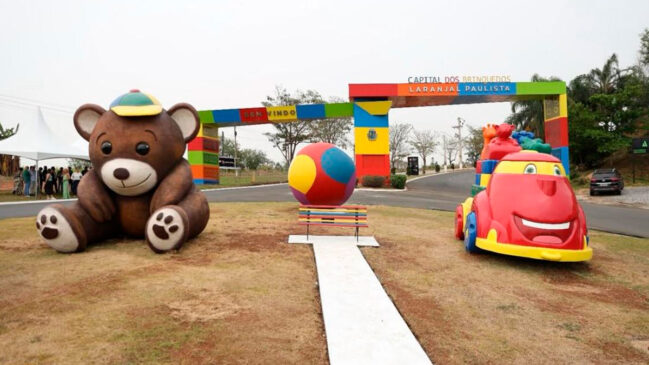 A indústria de brinquedos movimenta mais de 60% da economia local e gera cerca de 4 mil empregos diretos