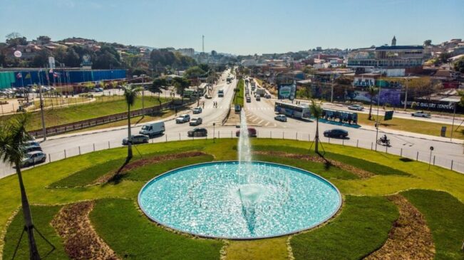 A fama de Itapevi como referência na floricultura brasileira tem raízes que remontam a quase um século