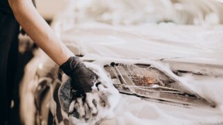 Especialistas explicam como o detergente de cozinha acelera o desgaste da pintura e da proteção do carro