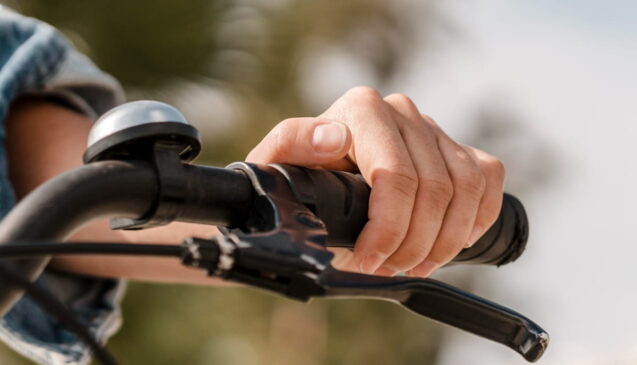 Segundo os autores, incentivar o transporte ativo, em especial a bicicleta, pode trazer impactos relevantes para a saúde pública