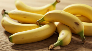 A banana ajuda a prevenir inúmeras doenças