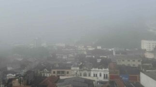 A neblina ou nevoeiro é a formação de nuvens em proximidade com o solo por intermédio da condensação