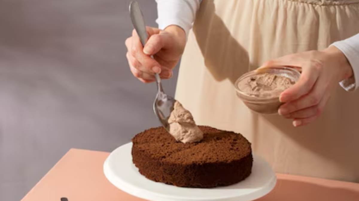 Como fazer um bolo sem usar o forno com apenas dois ingredientes