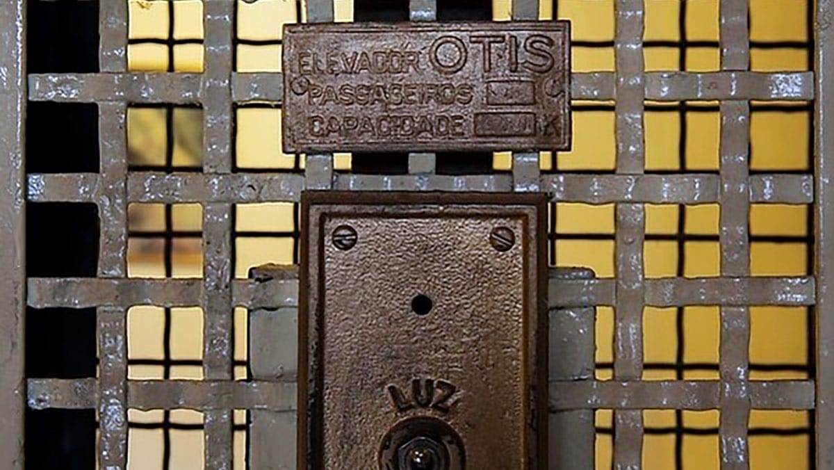 O elevador do Mosteiro de São Bento é datado de 1908