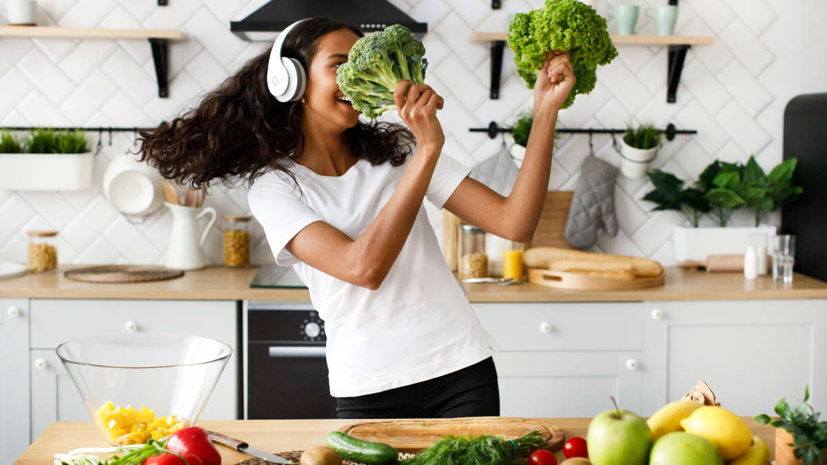 Entenda como os componentes do agrião promovem longevidade.