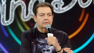 Apresentador Fausto Silva se 'equivocou' na hora de pagar o cachê para Alexandre Pires