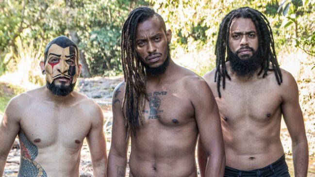 Black Pantera é composta por Charles Gama (guitarra e vocal), Chaene da Gama (baixo) e Rodrigo Pantera (bateria)