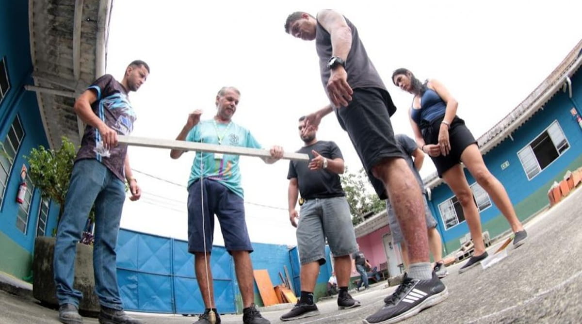 As Vilas Criativas oferecem cursos profissionalizantes, atividades culturais e esportivas, sempre de forma gratuita.