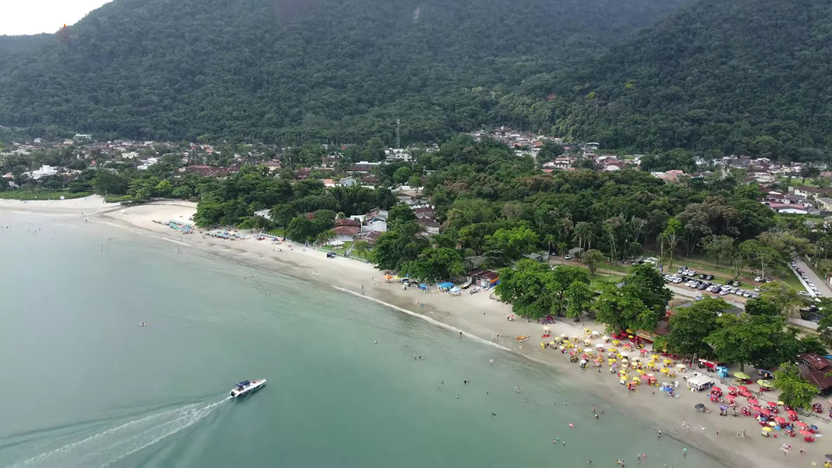 Domingas Dias, em Ubatuba, encanta logo nos primeiros passos