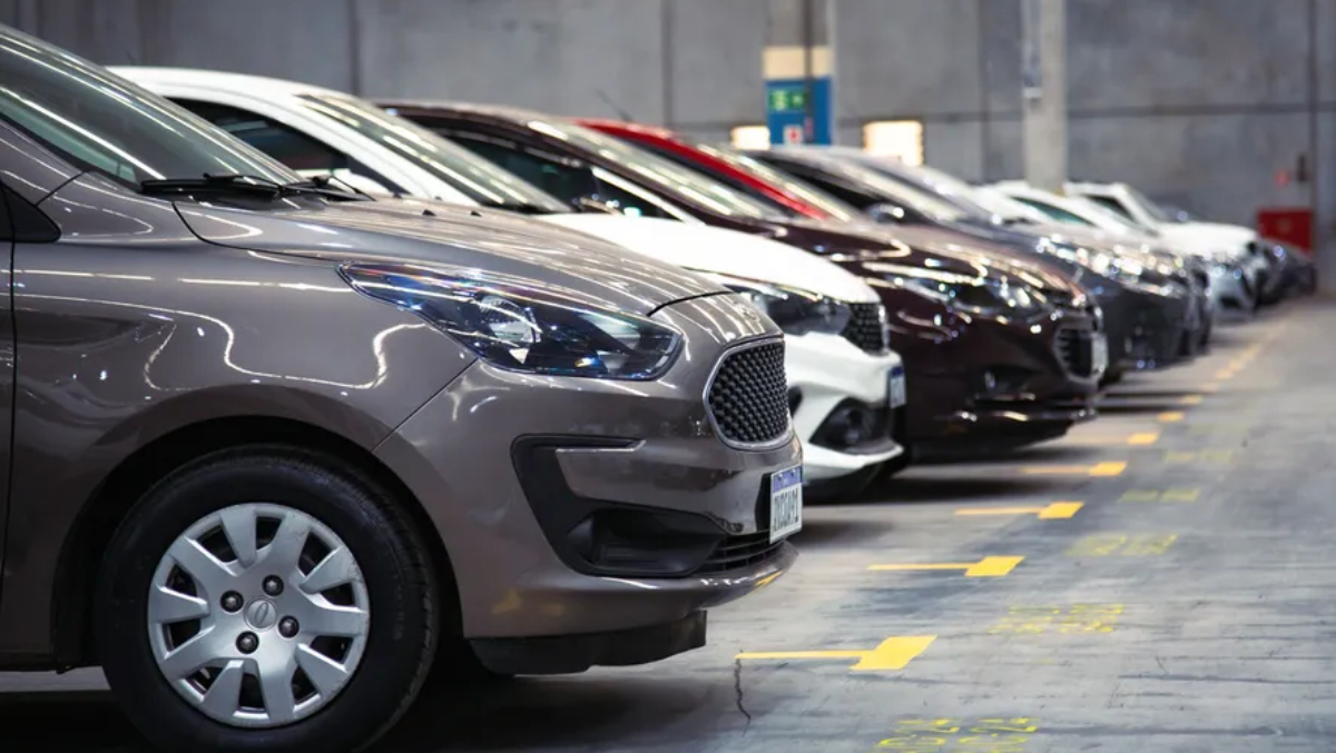 A escolha não deve se limitar ao modelo, mas também considerar o estado de conservação