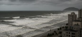 Mais uma frente fria deve congelar o litoral de SP nessa semana