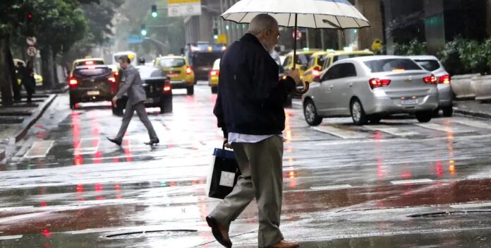 Frente fria faz temperatura despencar nesse final de semana no litoral