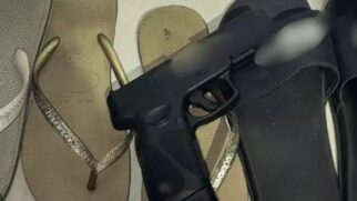 Arma encontrada no local do crime