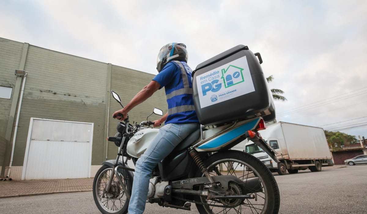 Além da entrega domiciliar, o programa contará com o aplicativo E-Cidadão, que informará a data da entrega e gerará um código de confirmação, garantindo maior segurança