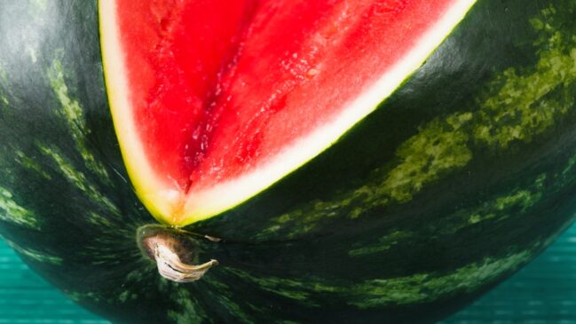 A parte verde da fruta pode ser um poderoso aliado para sua saúde