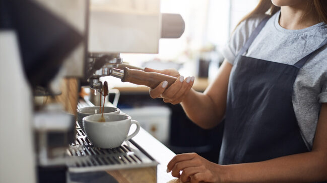 O sabor forte e intenso do café sem açúcar exige uma adaptação do paladar