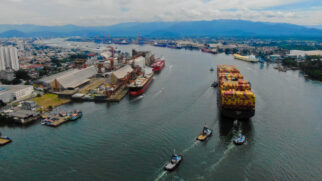 O Porto de Santos movimentou 105,7 milhões de toneladas