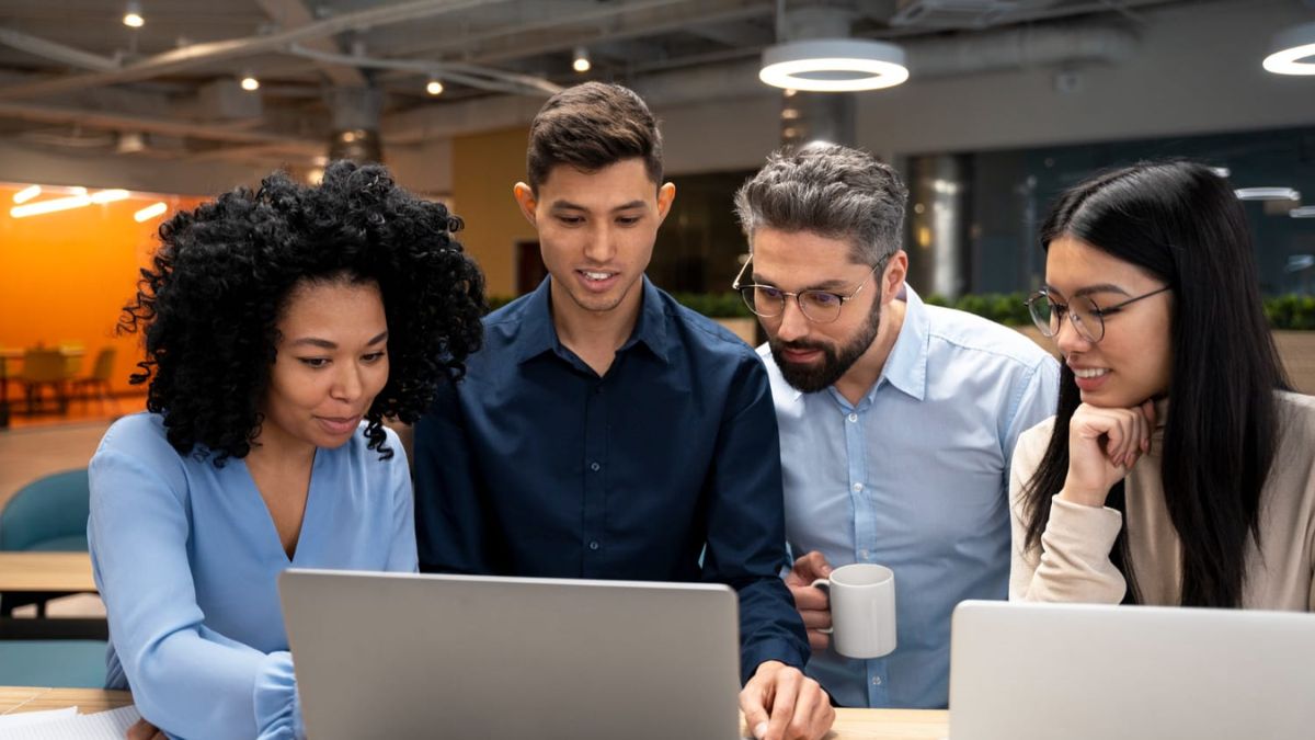 A Prefeitura de Paulínia, no interior de São Paulo, lançou o edital de um concurso público destinado a profissionais de nível superior.