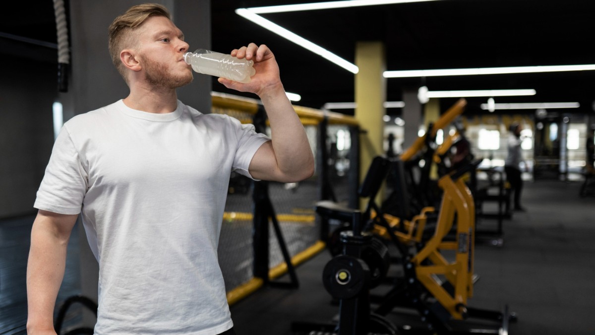 Consumo exagerado de Whey Protein pode trazer consequências / freepik