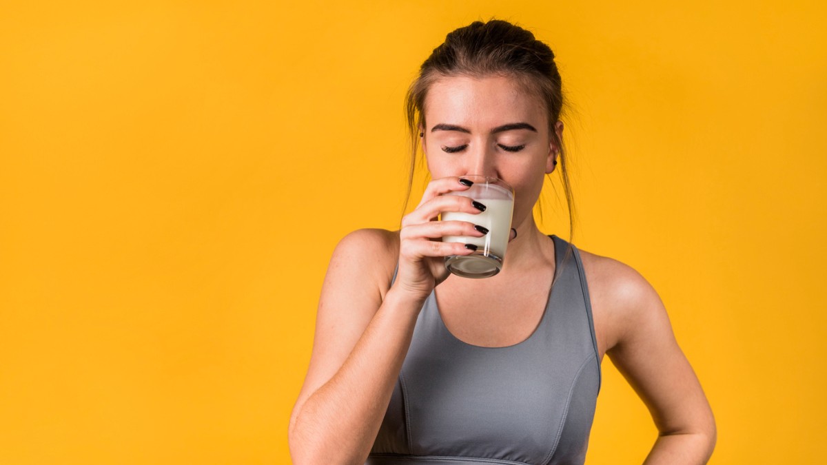 Consumir mais proteína do que o corpo necessita pode gerar efeitos contrários ao esperado / freepik